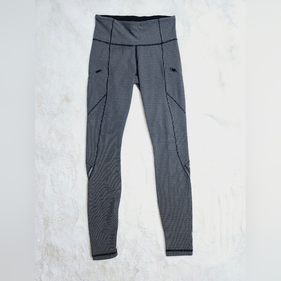 Lululemon Cadence Crusher Tight Wome size 6 Reflective Running Zip Pockets - Picture 8 of 14